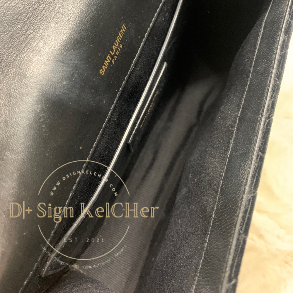 Yves Saint Laurent Velvet Monogram Triquilt Envelope Bag in Black - Picture 16 of 16